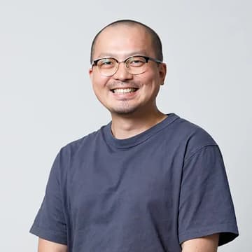 CAM UP 編集部